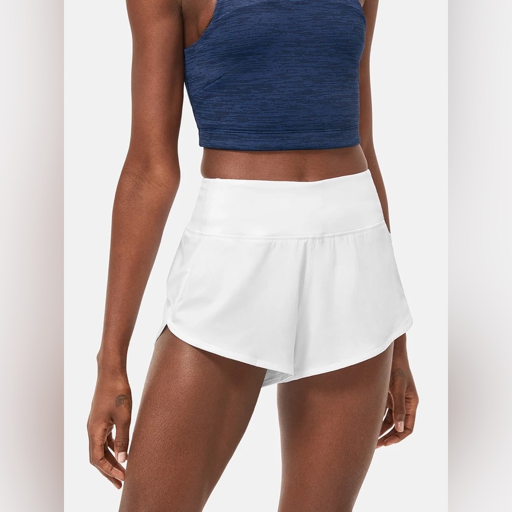 Outdoor Voices Hudson 2.5” Short in White